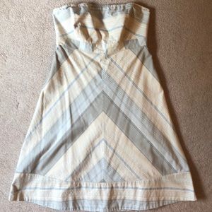 GAP strapless dress - like new